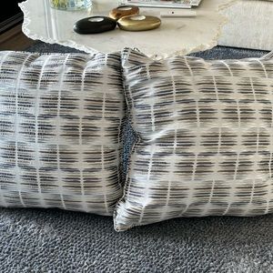 22”x 22” ACCENT DECORATIVE PILLOW CREAM SILVER GREY GOLD